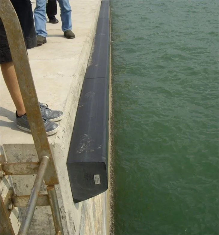 HDPE Marine Fendering Quay reunat